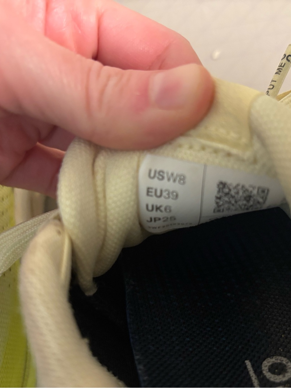 On Cloudsurfer Trail 2 in Ivory | Lime size 8 - Picture 8 of 8